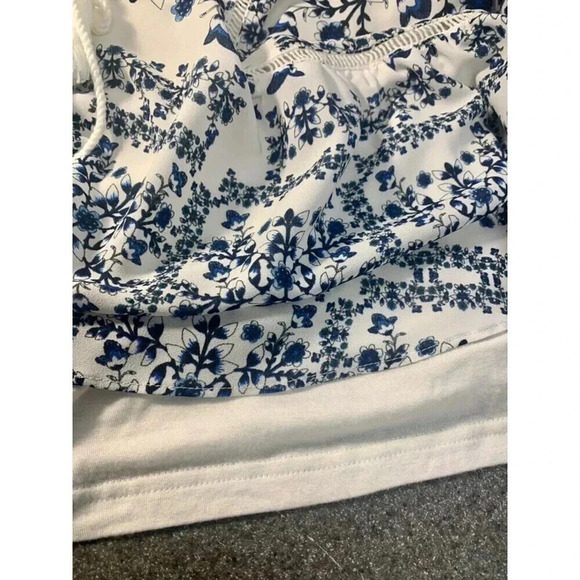 2 Womens XS Tops Abercrombie Peasant blouse And Aqua Brand Open Shoulder Blouse - Picture 8 of 8